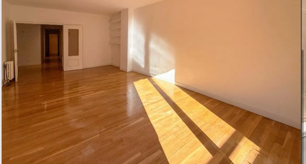Piso en venta en Retiro · Ibiza